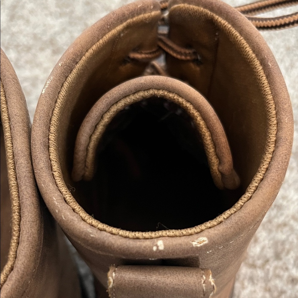 Women’s Marleylilly Monogrammed Duck Boots - Picture 13 of 13